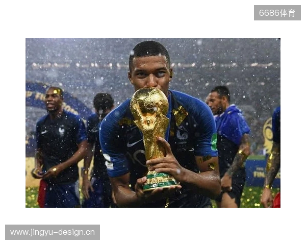 懂球帝2025年10月足坛MVP:姆巴佩蝉联! 懂球帝2025年10月足坛MVP:姆巴佩蝉联!